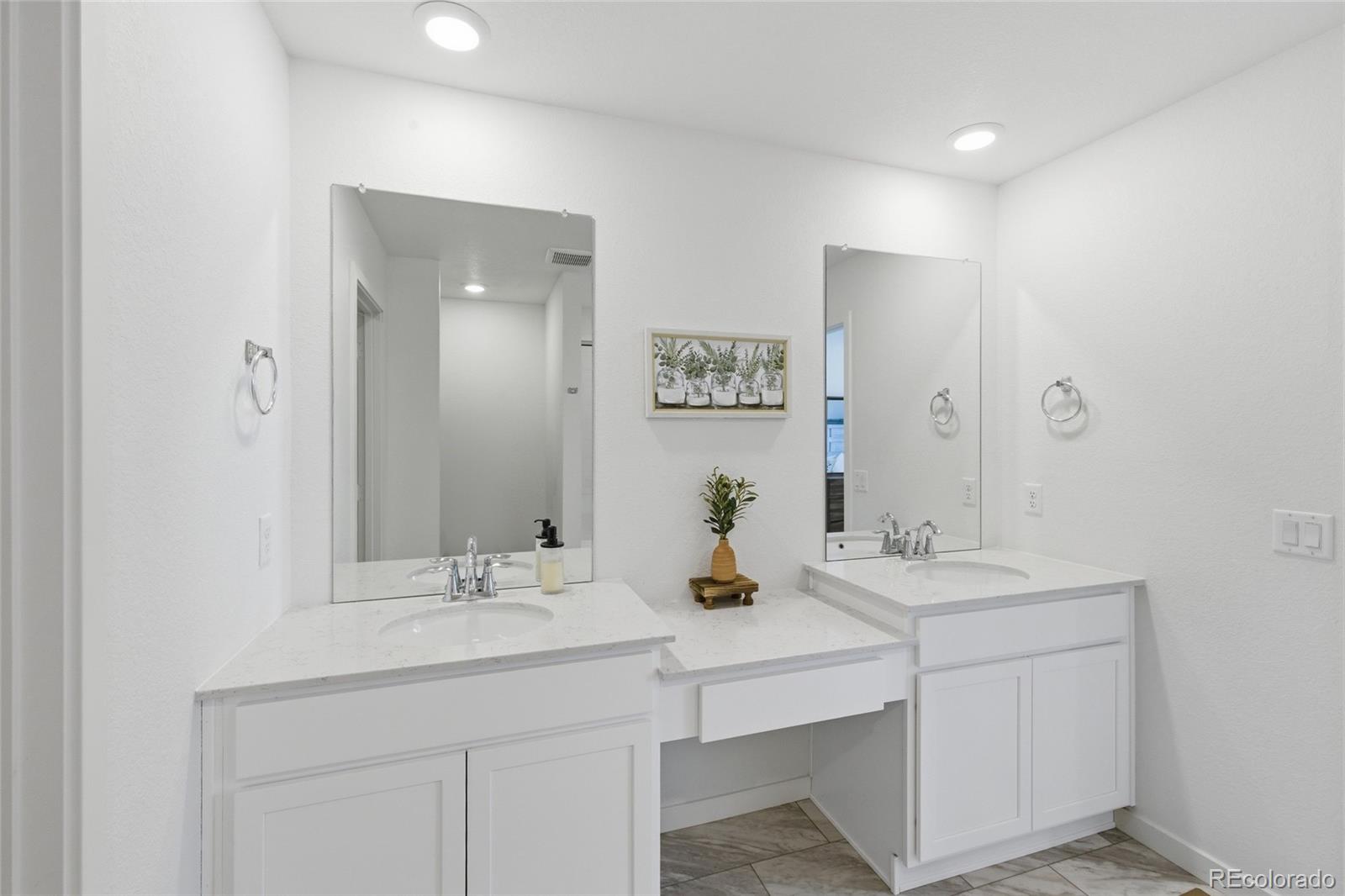 46538 Sunrise Court Bennett CO 80102