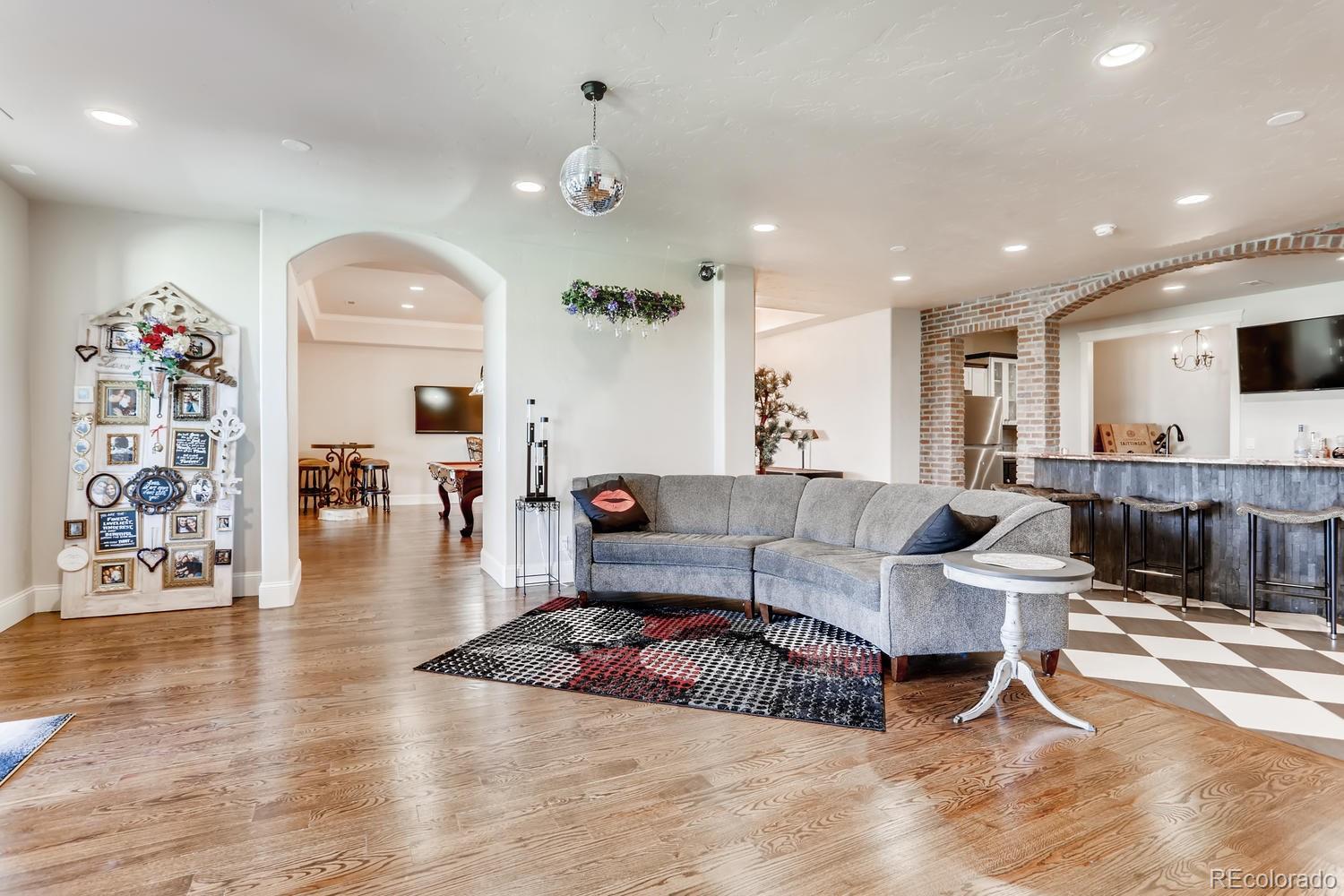 6963 S Espana Way Aurora CO 80016