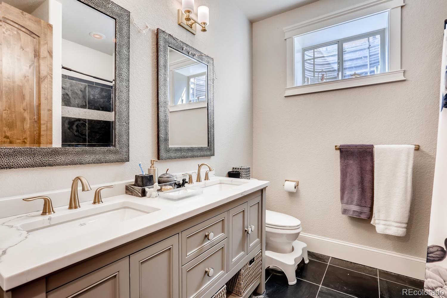 6963 S Espana Way Aurora CO 80016