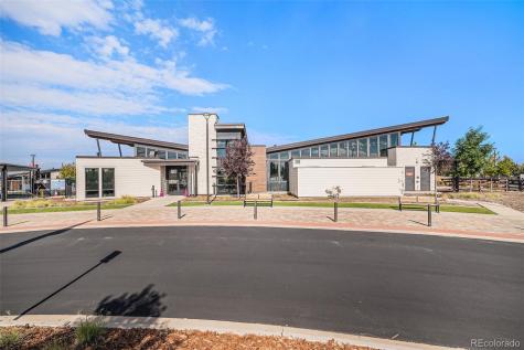 126 S Vandriver Way Aurora CO 80018