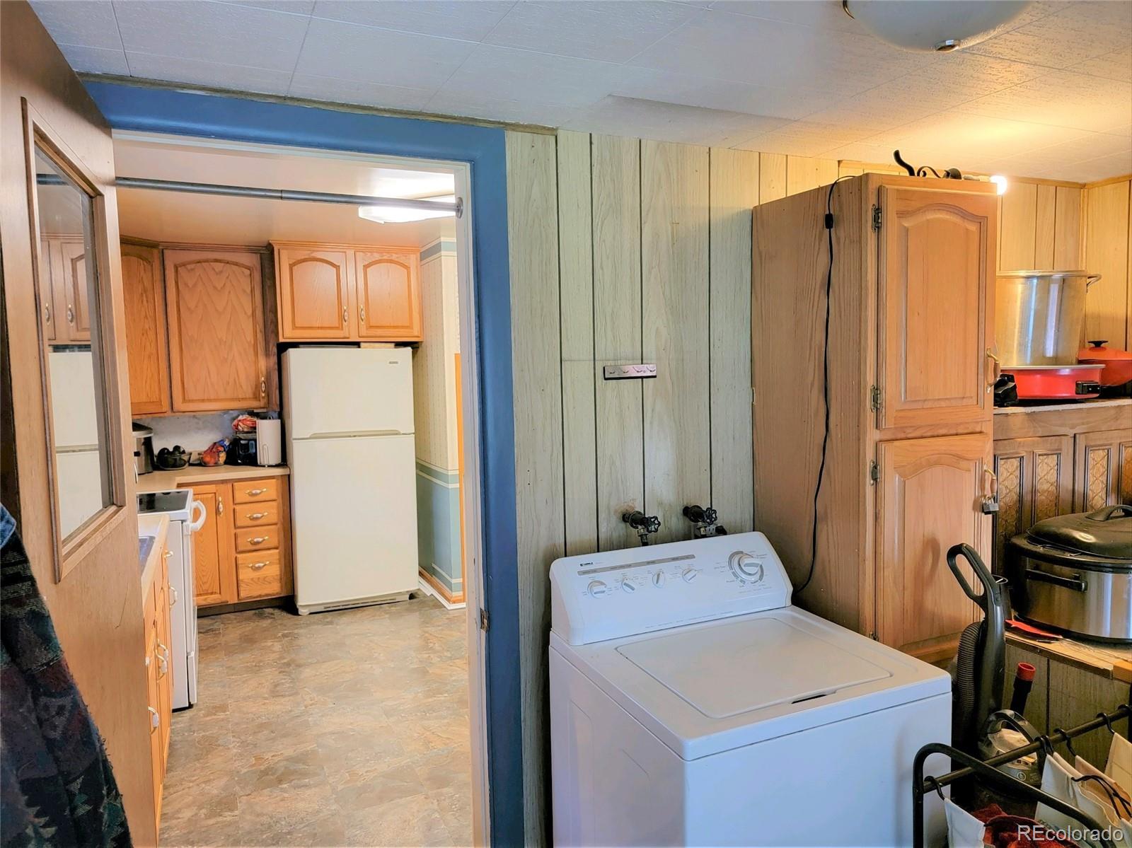402 N Washington Avenue Fleming CO 80728