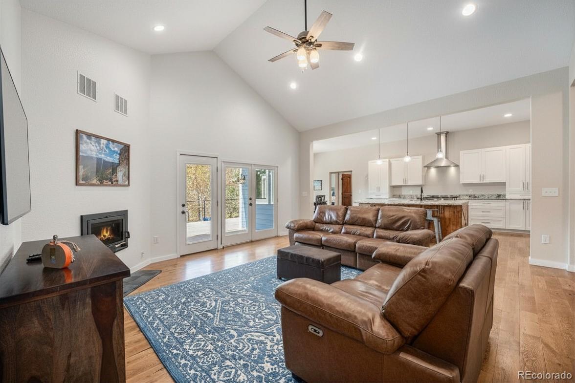 32 Oak Way Evergreen CO 80439