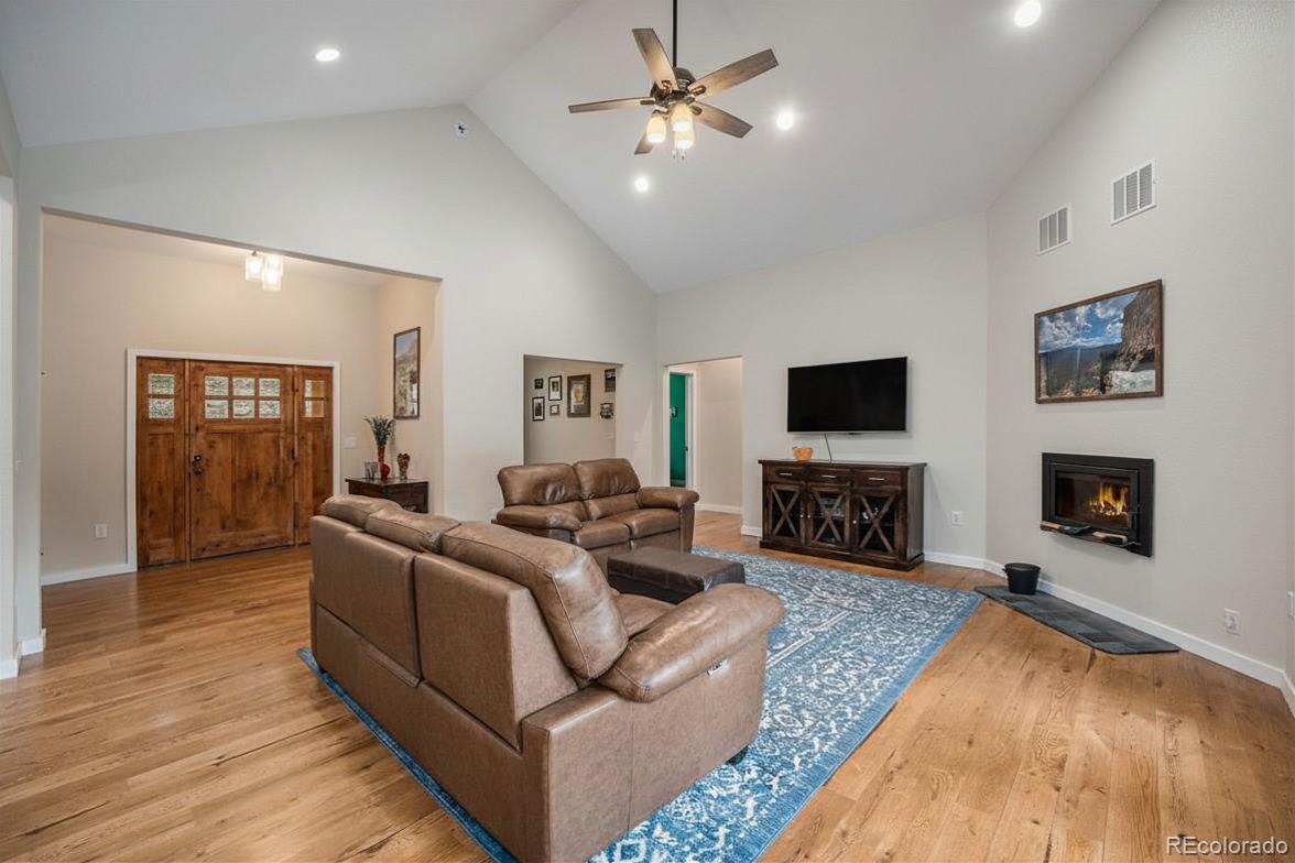 32 Oak Way Evergreen CO 80439