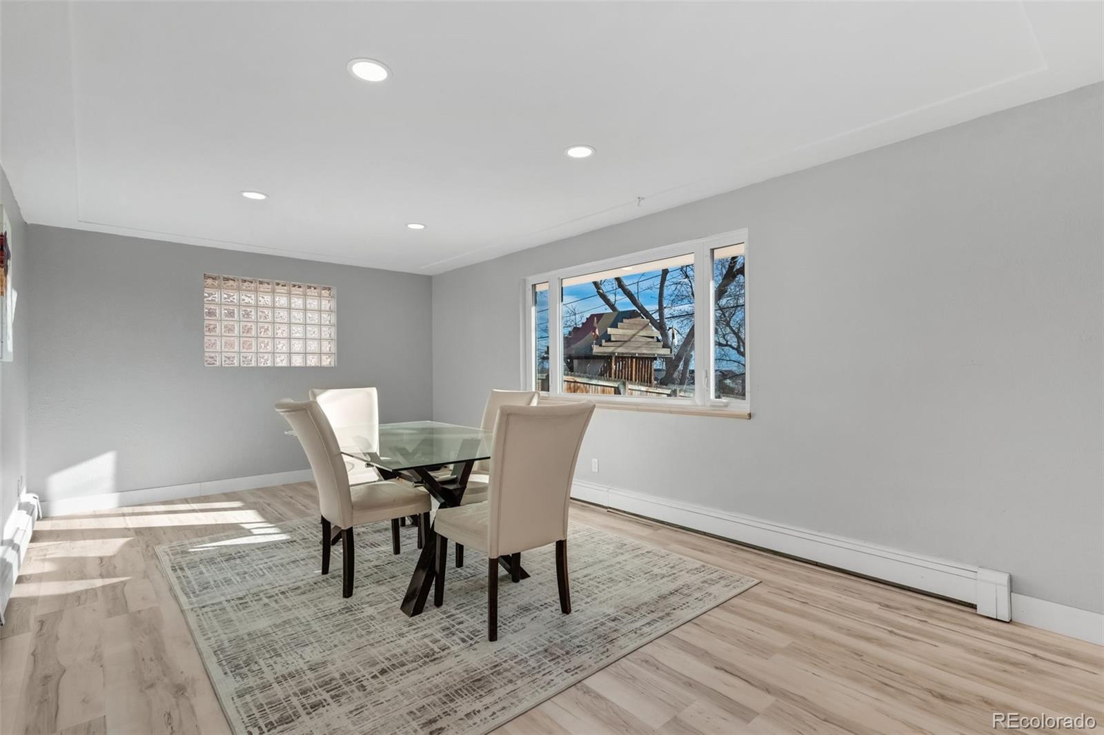960 S Arbutus Street Lakewood CO 80228