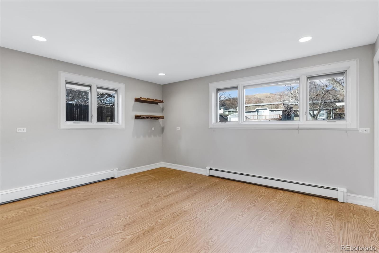 960 S Arbutus Street Lakewood CO 80228