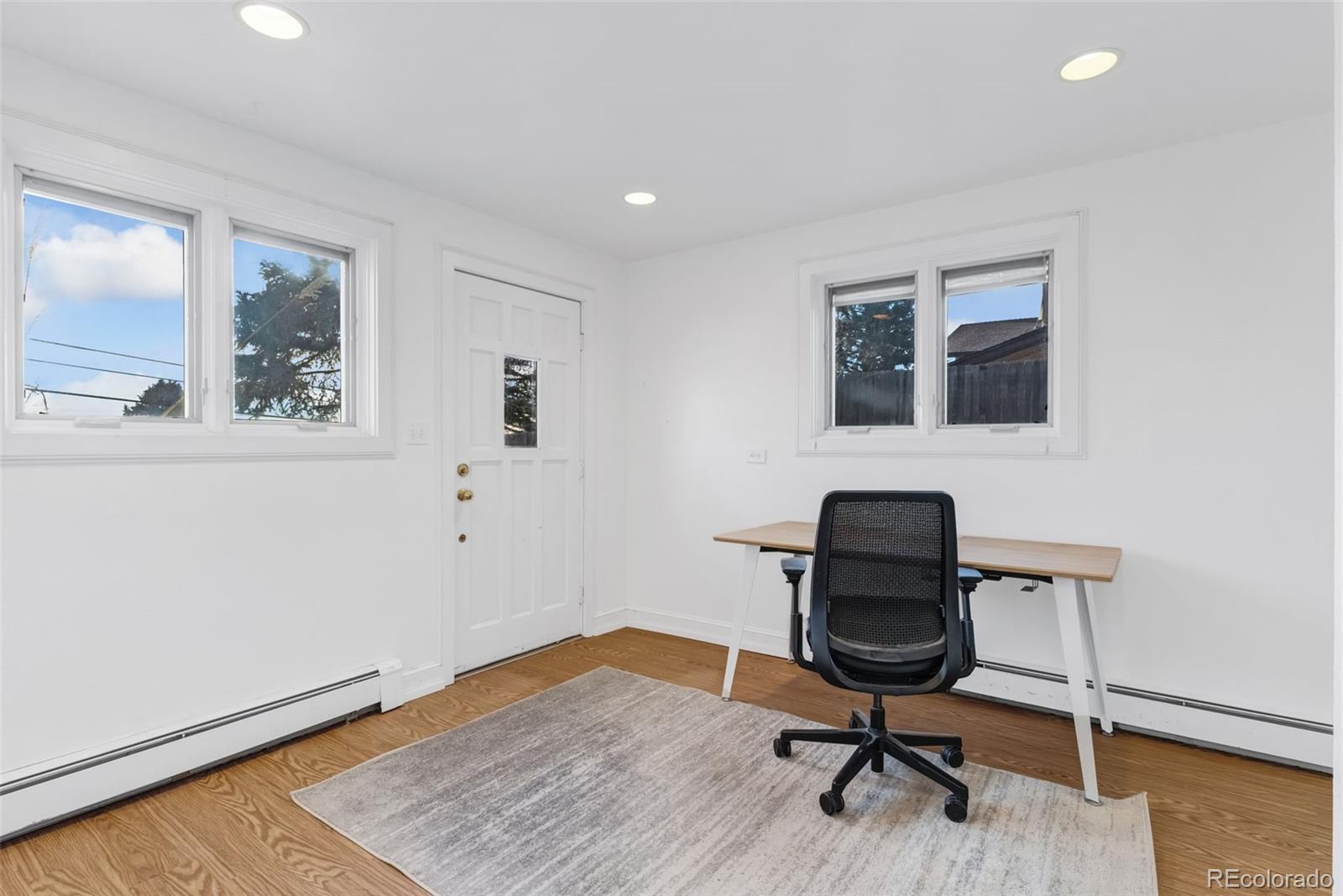 960 S Arbutus Street Lakewood CO 80228