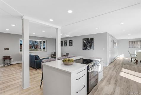 960 S Arbutus Street Lakewood CO 80228