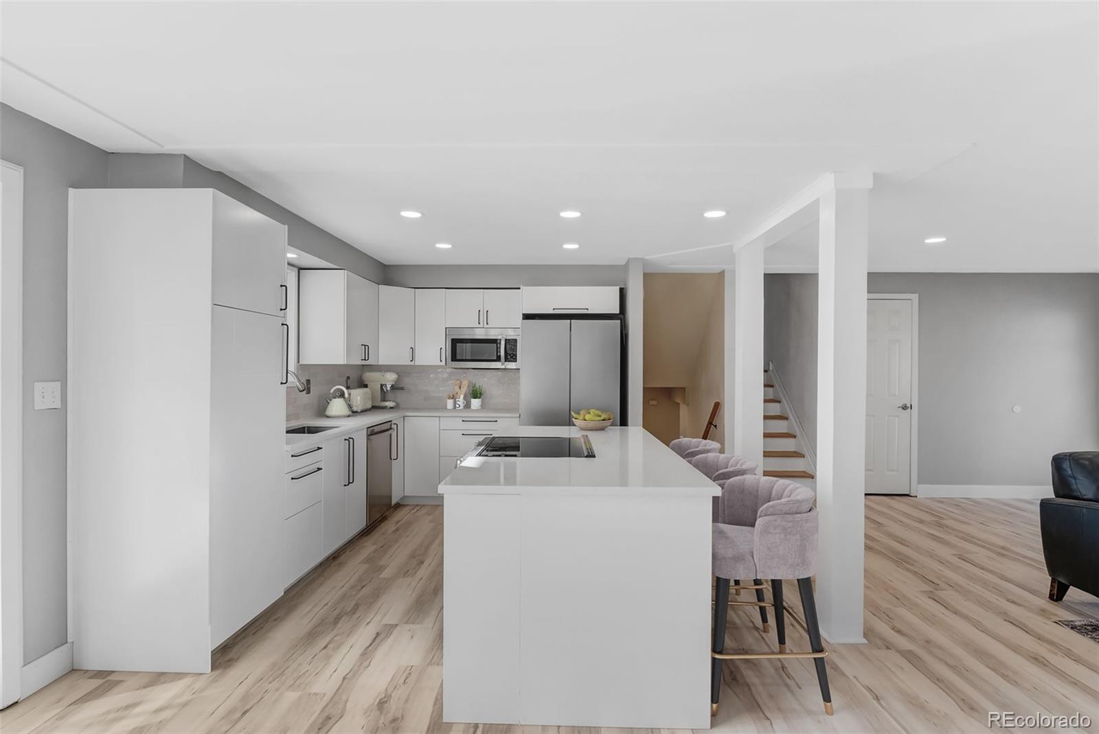 960 S Arbutus Street Lakewood CO 80228