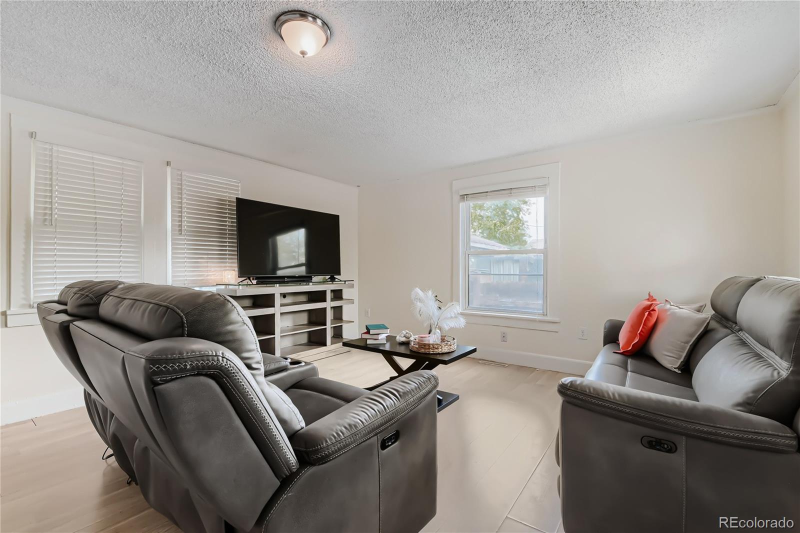 7277 E 68th Place Commerce City CO 80022