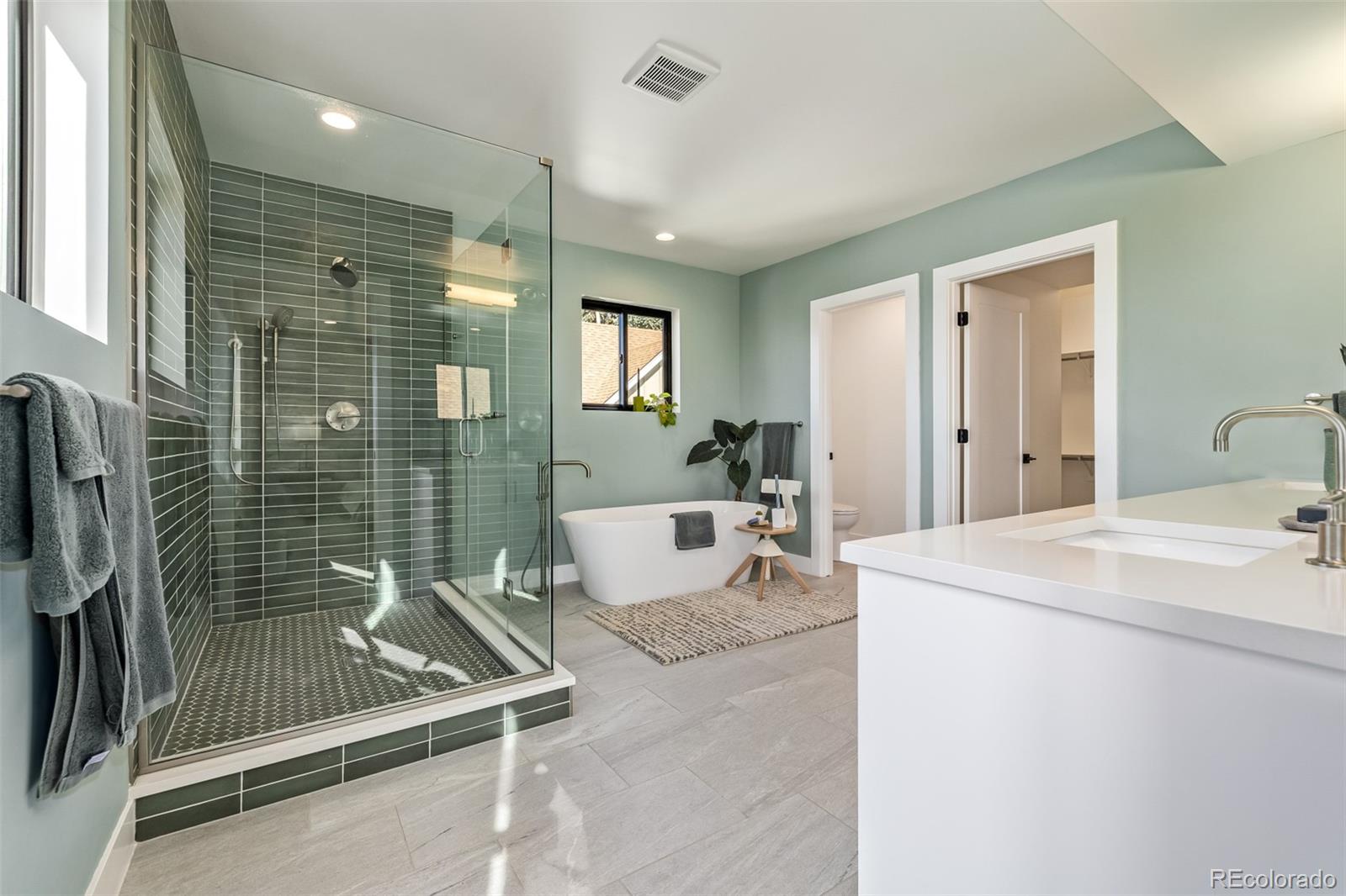 2955 N Fillmore Street Denver CO 80205