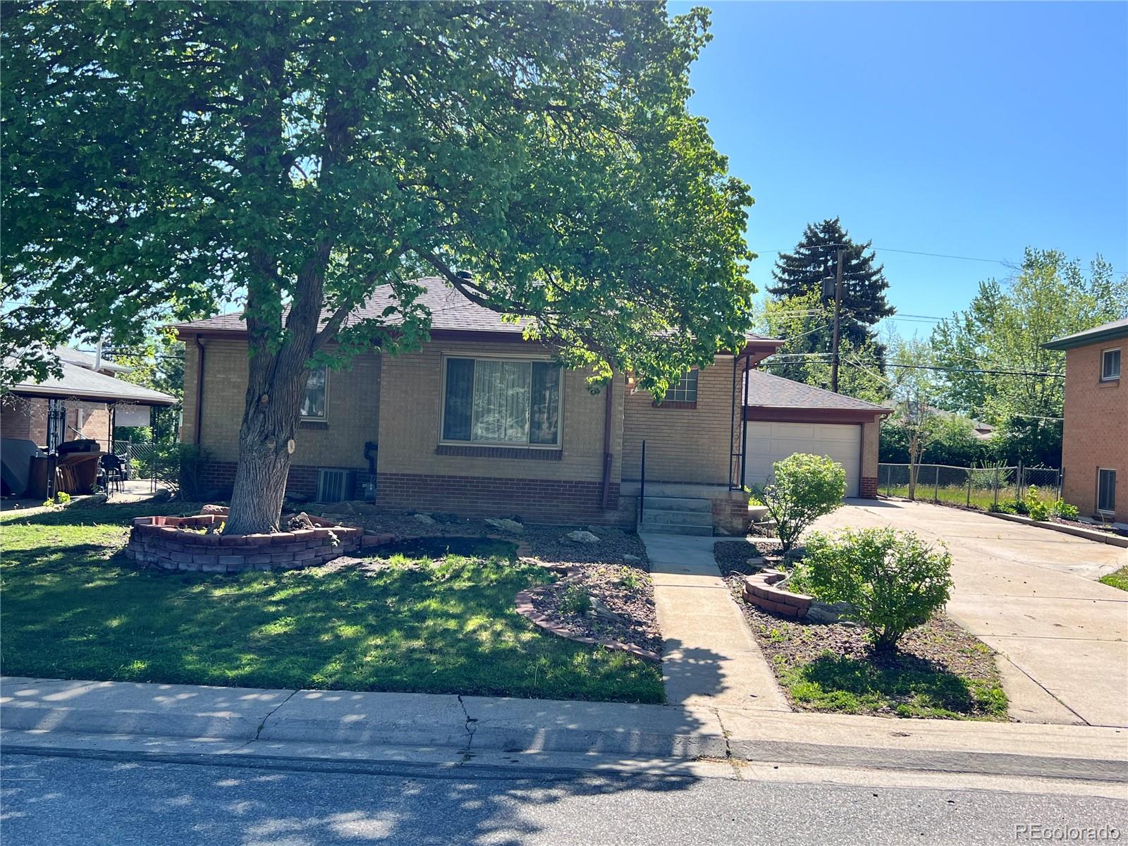 2124 S Yates Street Denver CO 80219