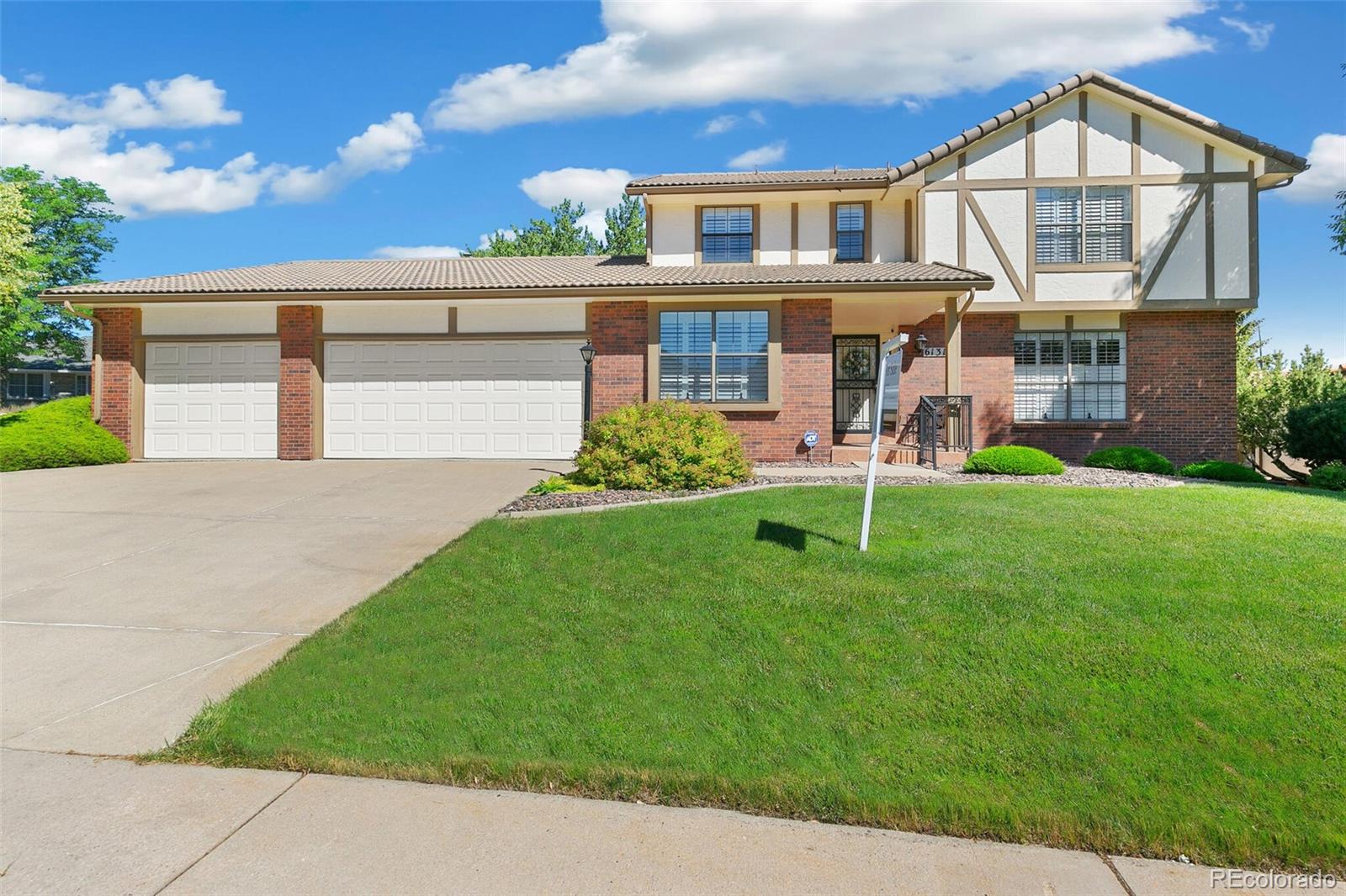 Lakewood CO, 6131 W Pacific Circle