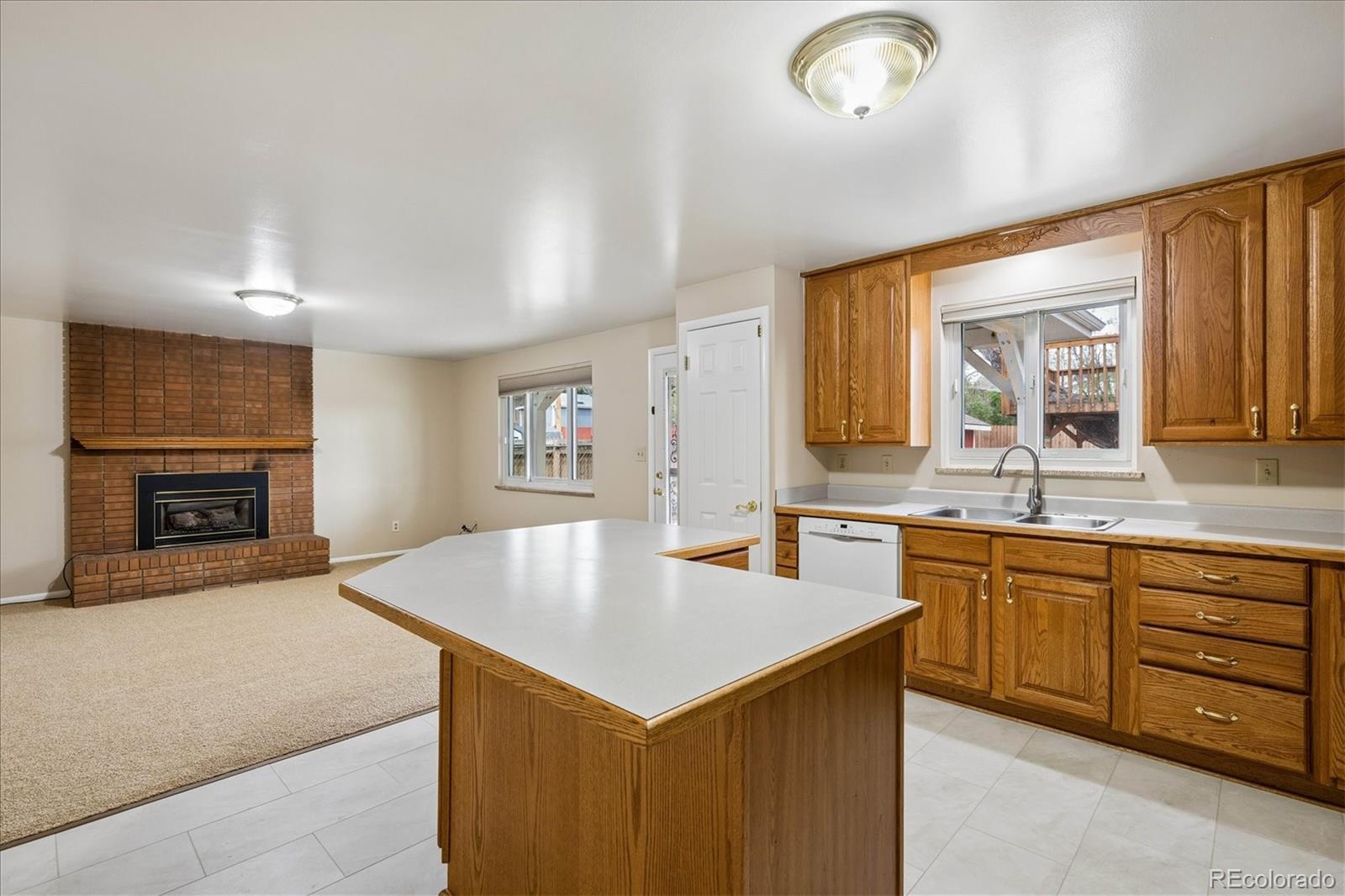 2772 S Depew Street Denver CO 80227