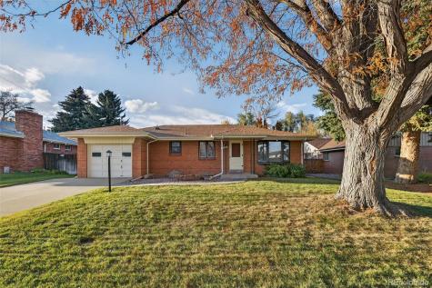 2555 Lewis Court Lakewood CO 80215