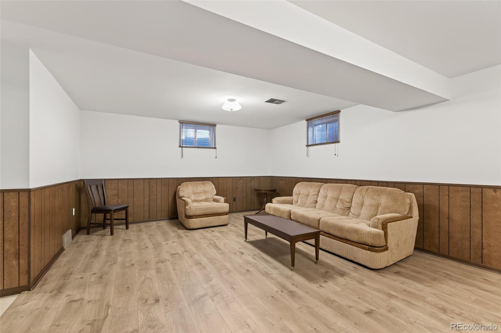 2555 Lewis Court Lakewood CO 80215