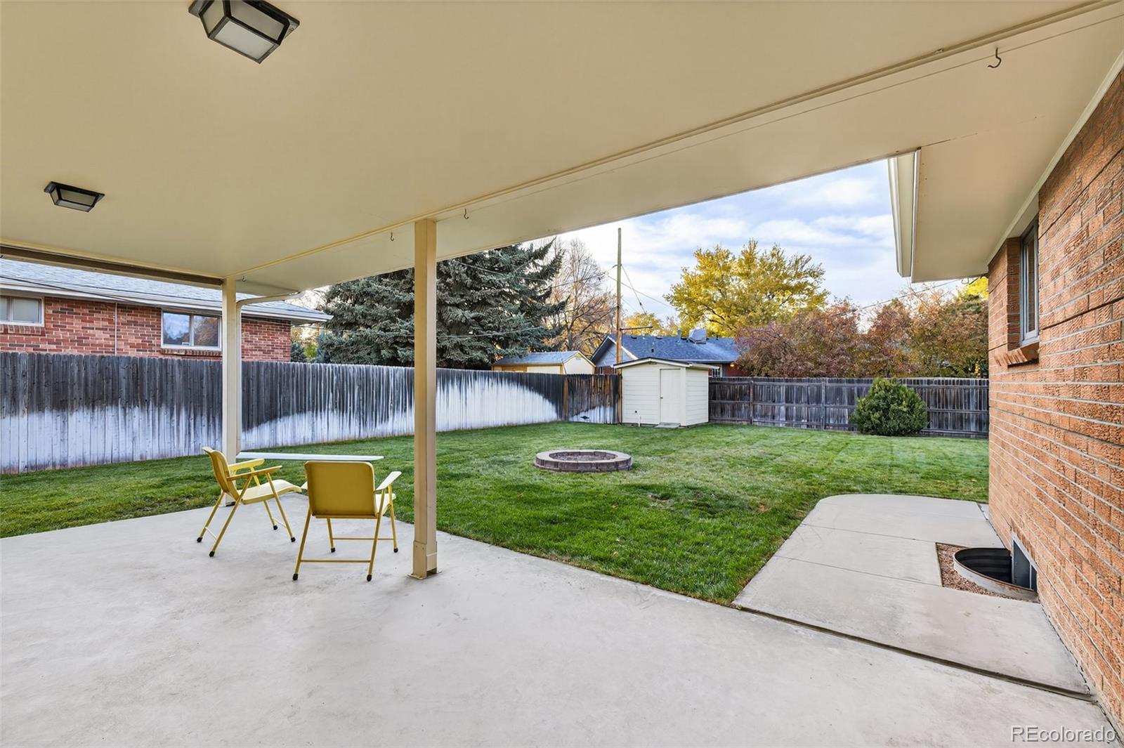 2555 Lewis Court Lakewood CO 80215