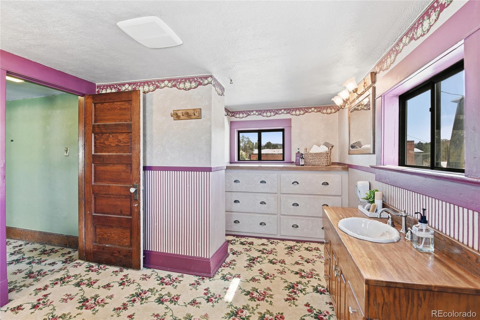 9490 Spruce Mountain Road Larkspur CO 80118