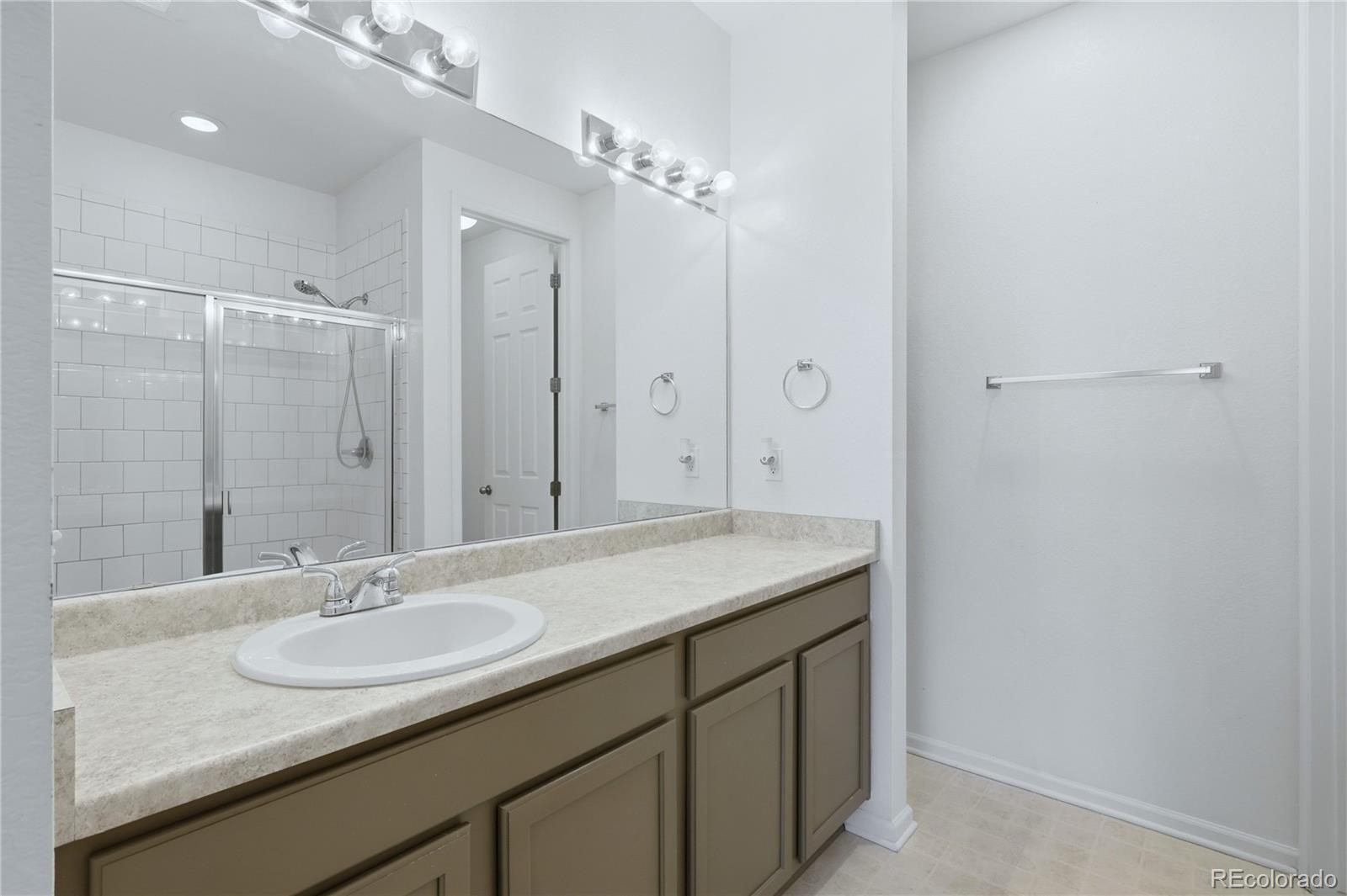 10562 Yosemite Street Commerce City CO 80640