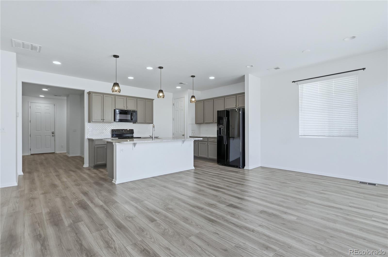 10562 Yosemite Street Commerce City CO 80640
