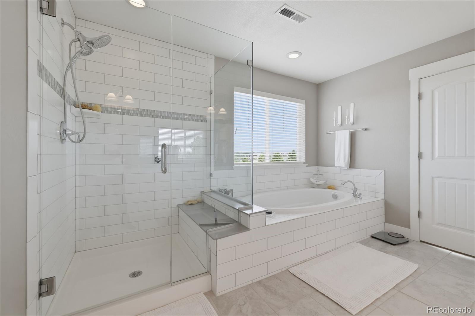 8023 S Eaton Park Court Aurora CO 80016