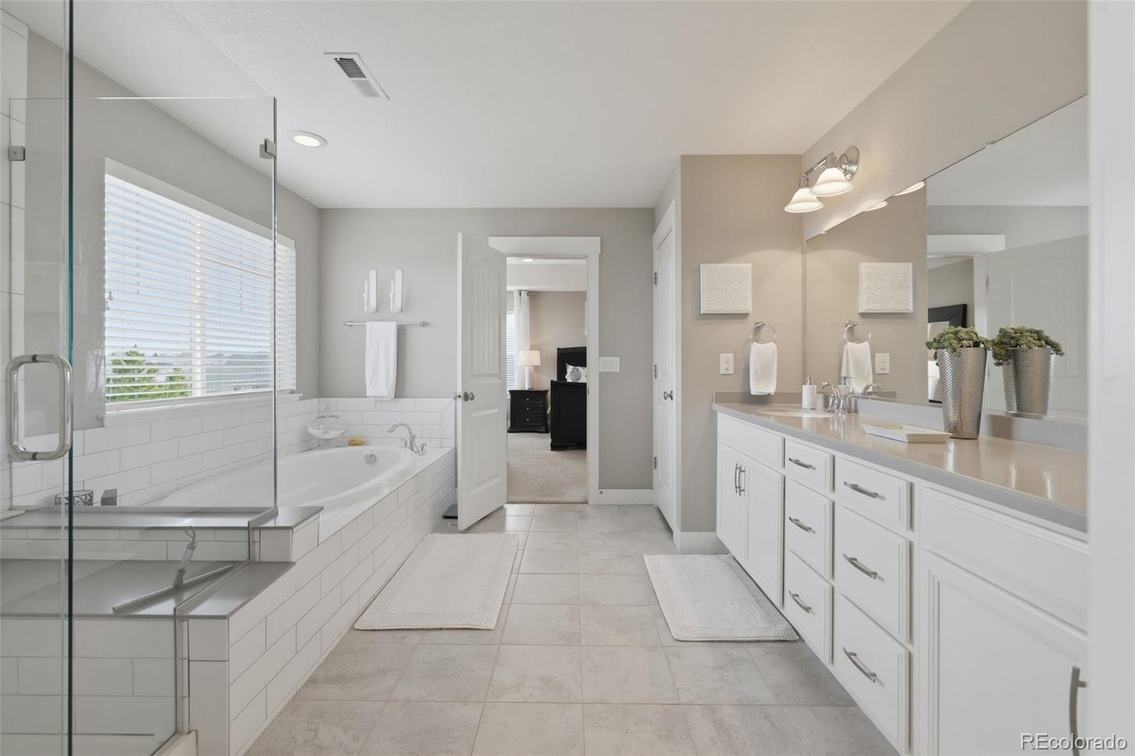 8023 S Eaton Park Court Aurora CO 80016