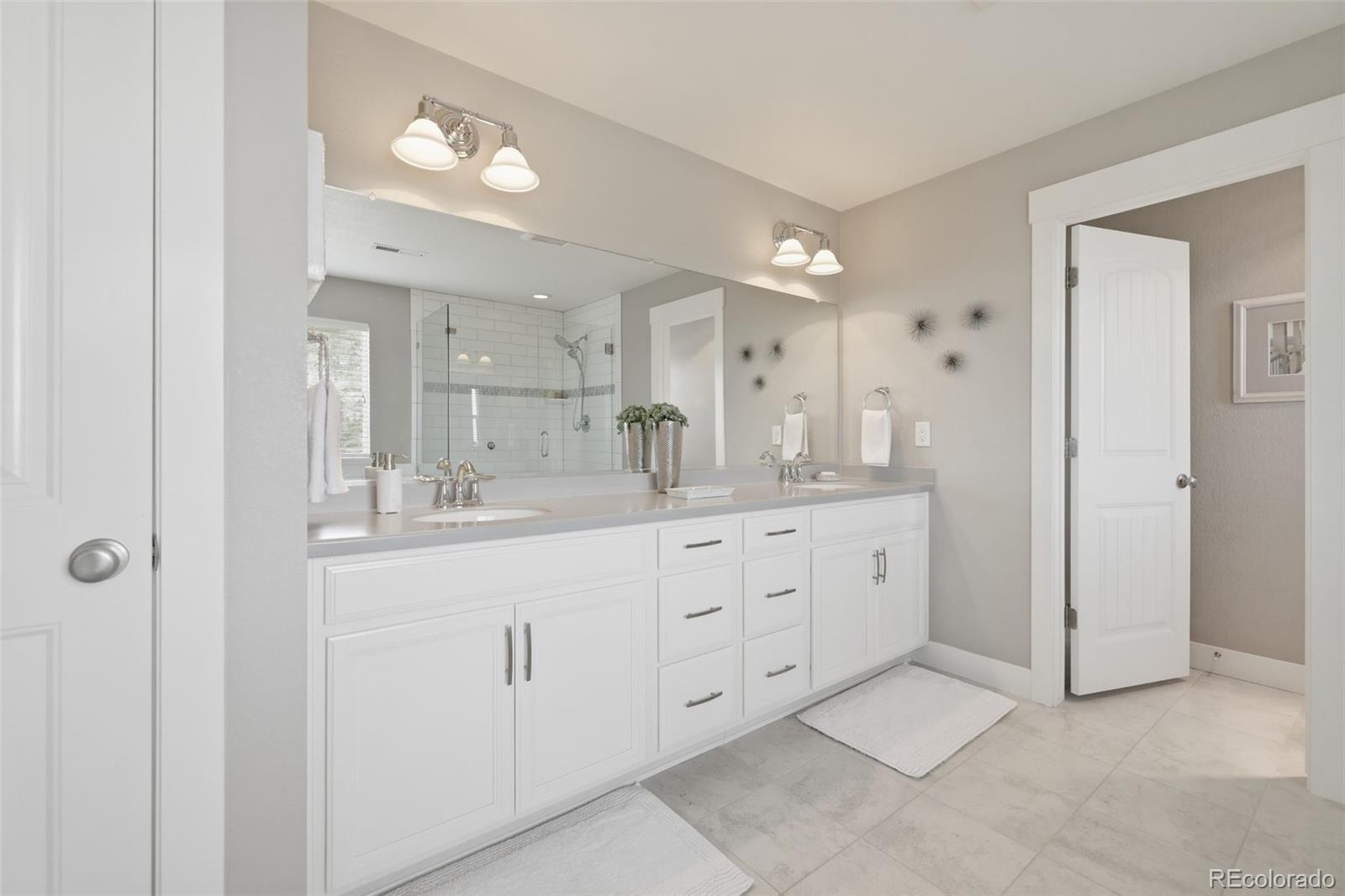 8023 S Eaton Park Court Aurora CO 80016