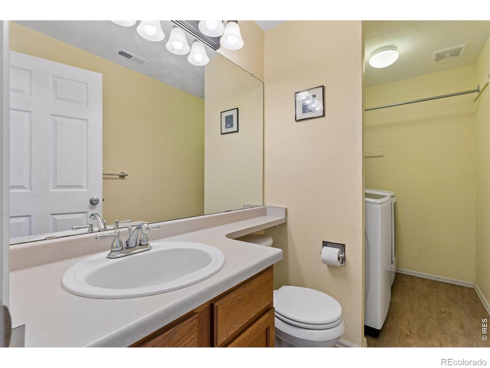 1421 Sorrel Court Longmont CO 80504