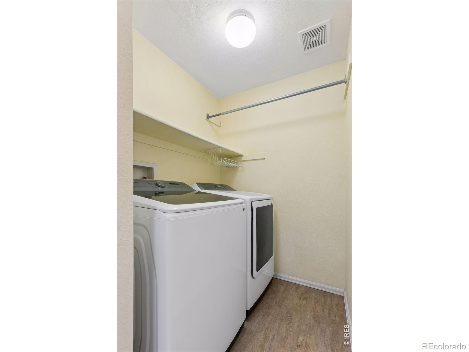 1421 Sorrel Court Longmont CO 80504