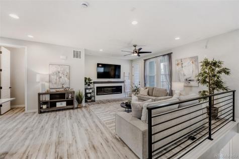 20970 E Quincy Drive Aurora CO 80015