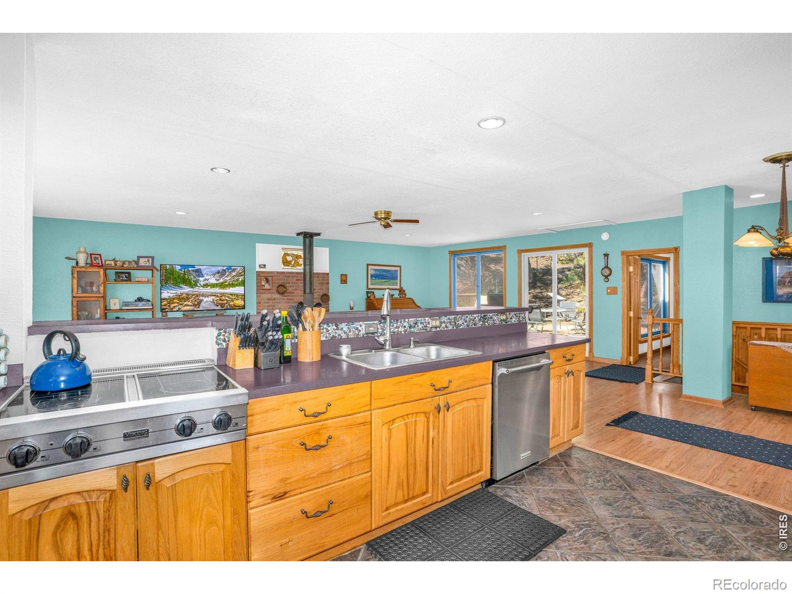 527 Hemlock Drive Lyons CO 80540