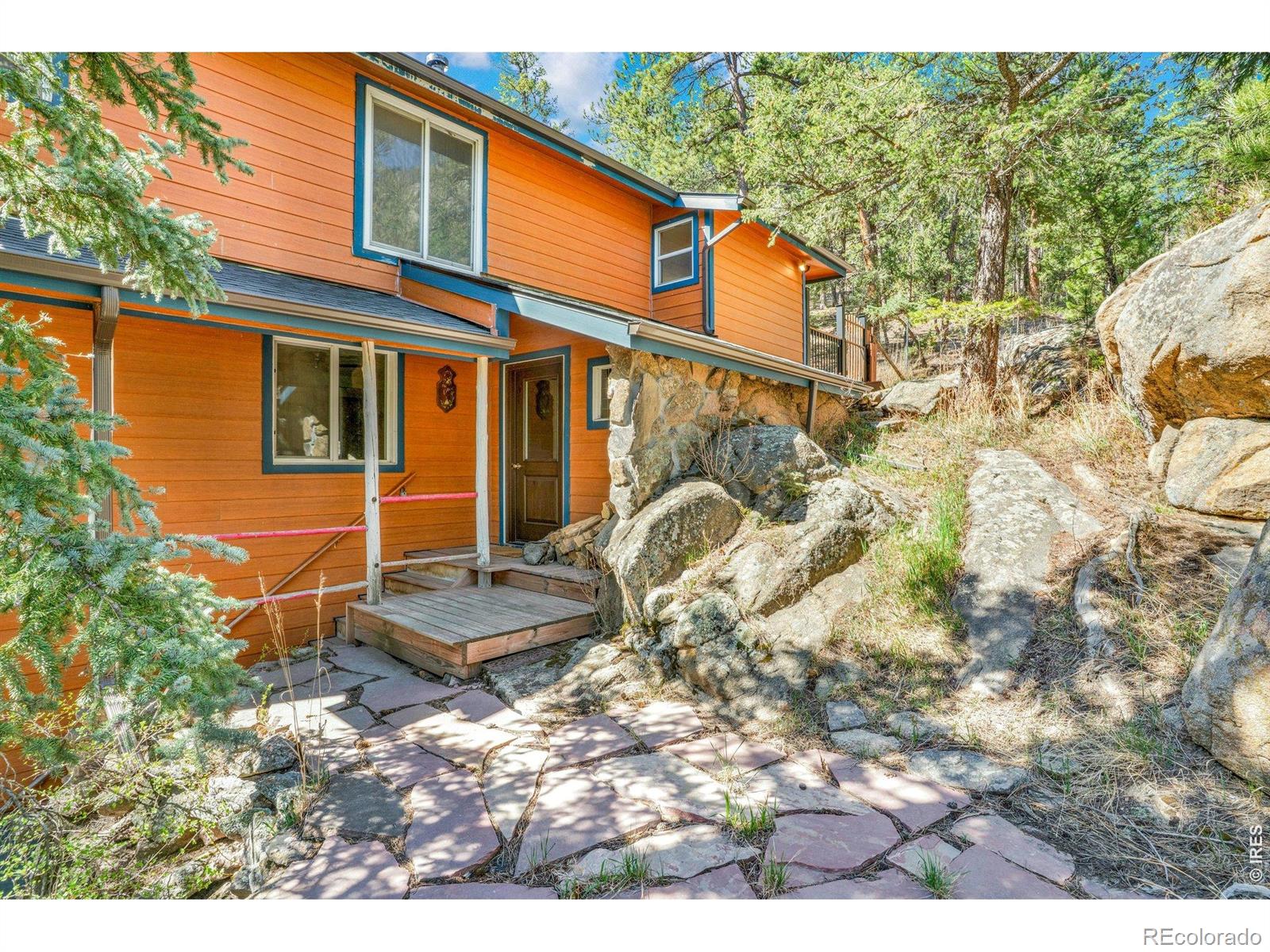 527 Hemlock Drive Lyons CO 80540