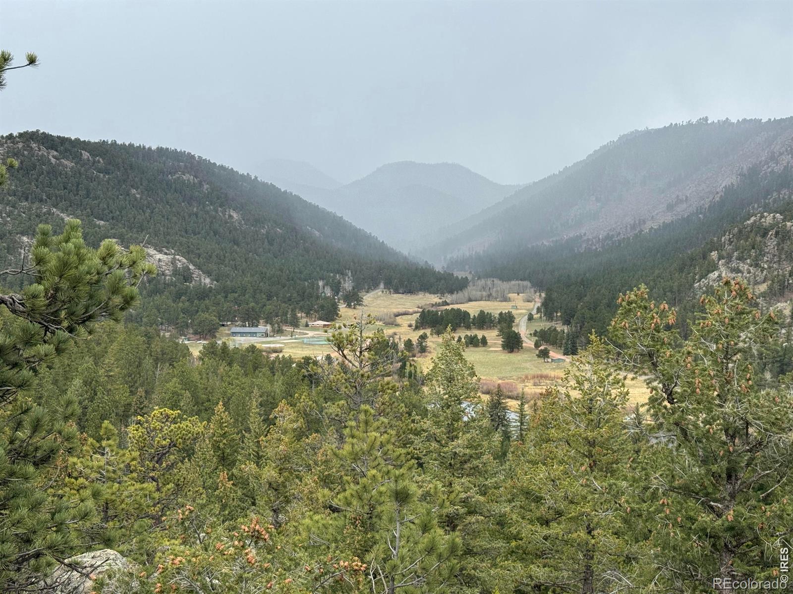 527 Hemlock Drive Lyons CO 80540