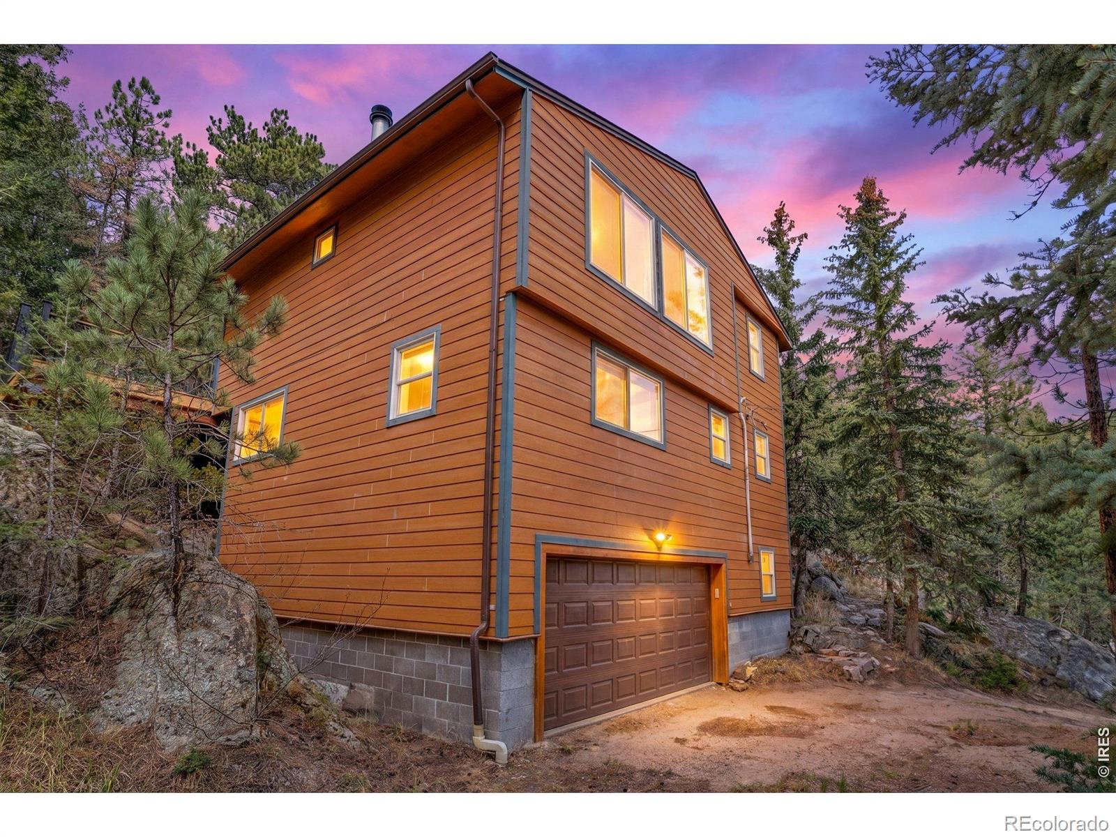527 Hemlock Drive Lyons CO 80540