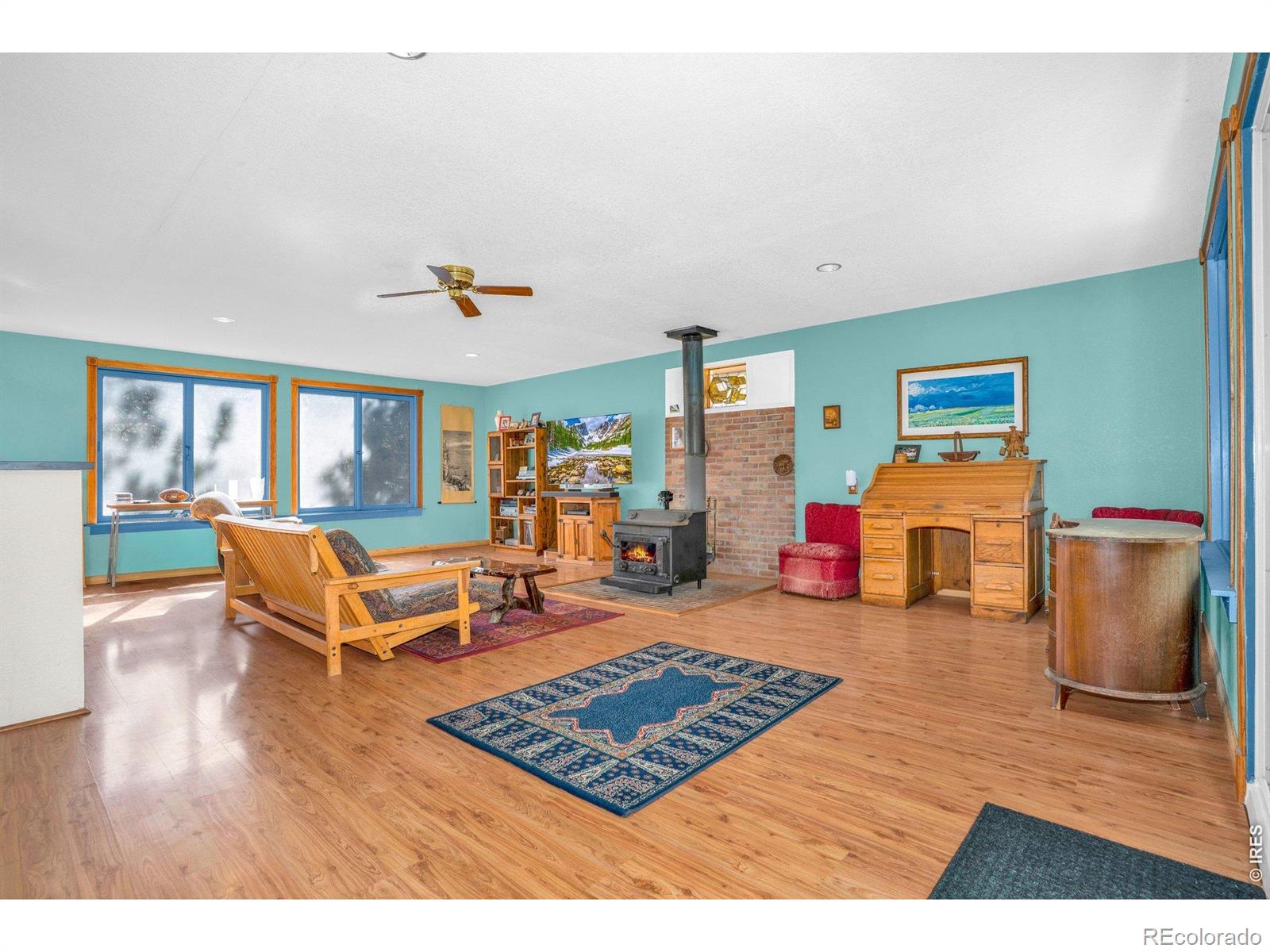 527 Hemlock Drive Lyons CO 80540
