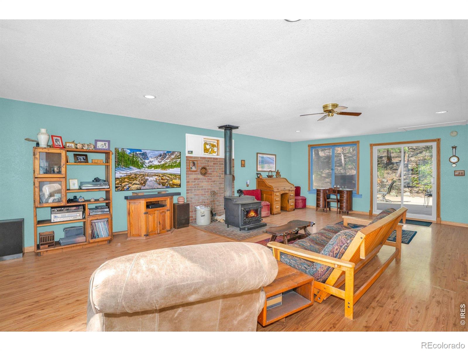 527 Hemlock Drive Lyons CO 80540