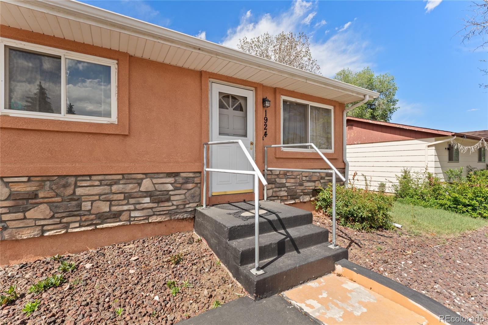 1924 Mccooke Drive Colorado Springs CO 80910