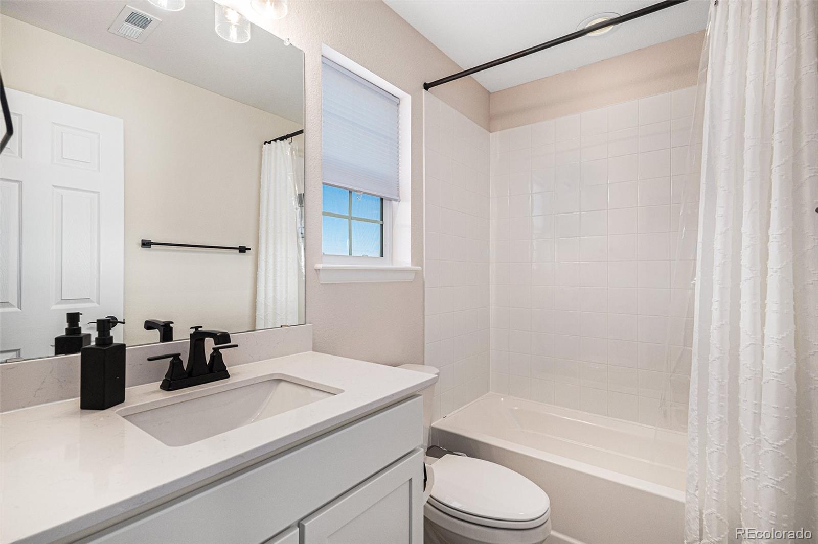 7338 S Yantley Way Aurora CO 80016