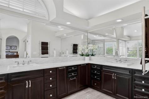 4 Red Tail Drive Highlands Ranch CO 80126