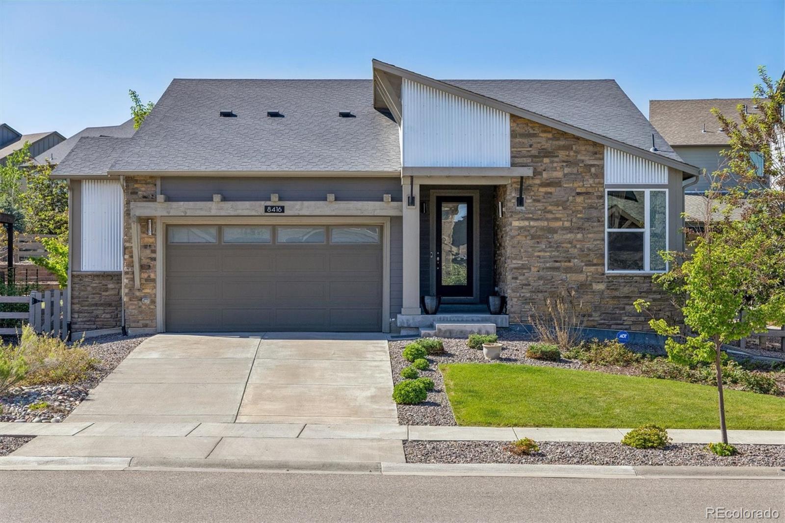 Littleton CO, 8416 Arapahoe Peak Street