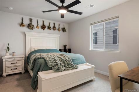 7140 S Vandriver Way Aurora CO 80016