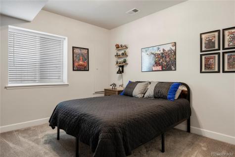 7140 S Vandriver Way Aurora CO 80016