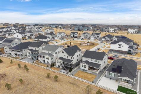 7140 S Vandriver Way Aurora CO 80016
