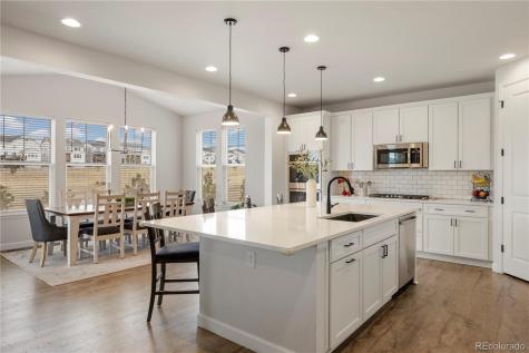 7140 S Vandriver Way Aurora CO 80016
