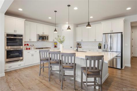 7140 S Vandriver Way Aurora CO 80016