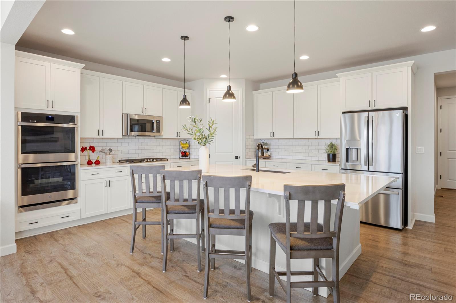 7140 S Vandriver Way Aurora CO 80016