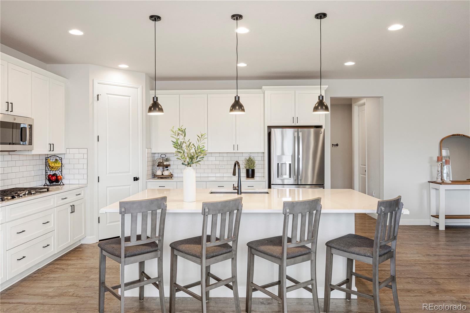 7140 S Vandriver Way Aurora CO 80016
