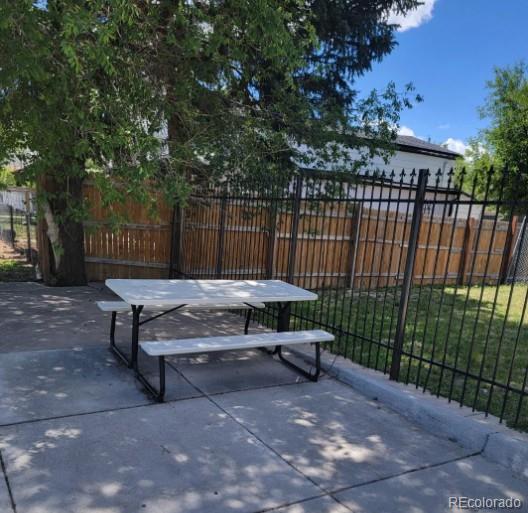 3657 N Fillmore Street Denver CO 80205