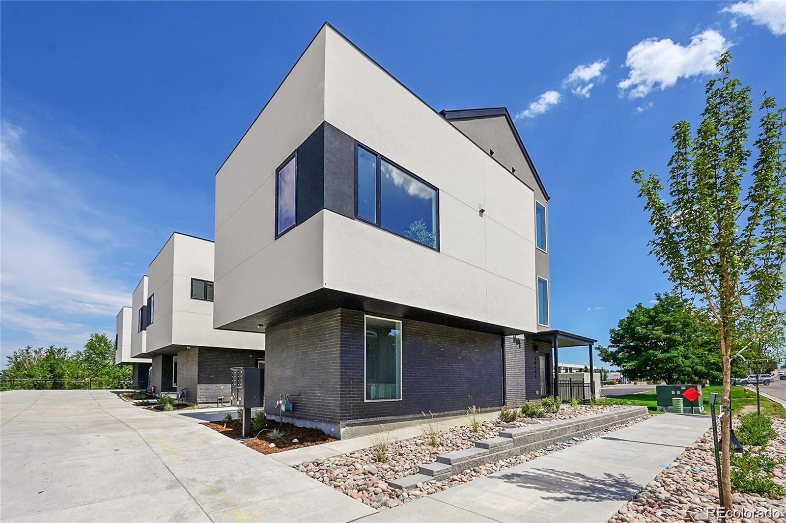 10187 W 38th Avenue Wheat Ridge CO 80033