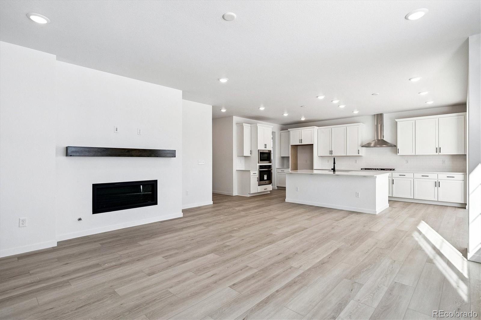 2132 S Irvington Street Aurora CO 80018