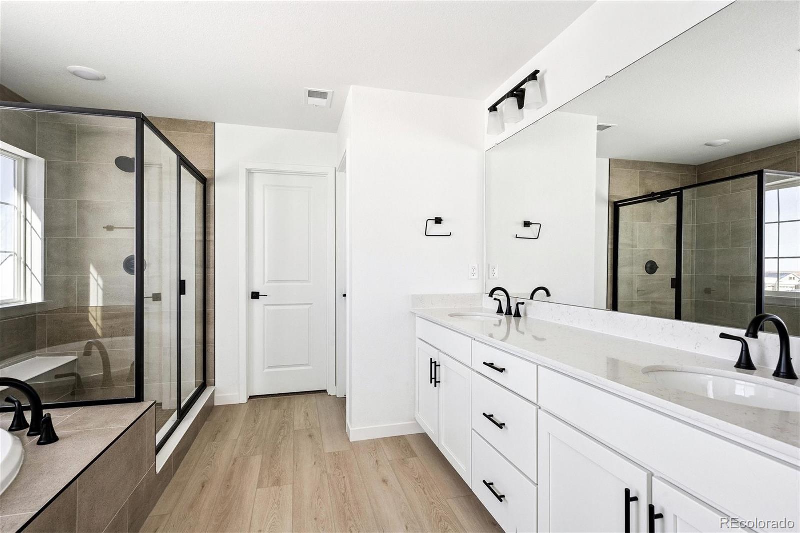 2132 S Irvington Street Aurora CO 80018
